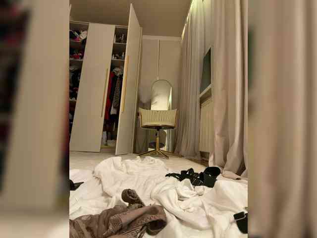 Ekaterina2221 webcam