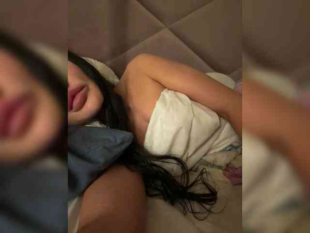 Ekaterina2221 webcam