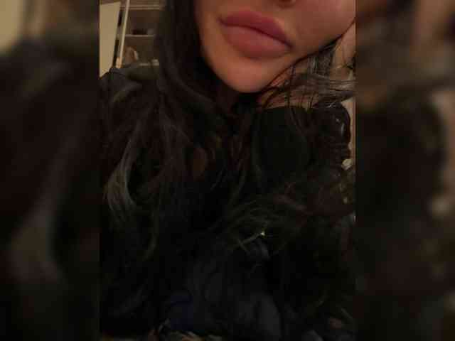 Ekaterina2221 webcam