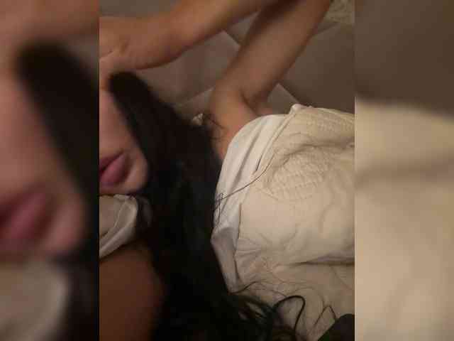 Ekaterina2221 webcam