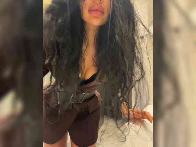 Ekaterina2221 webcam