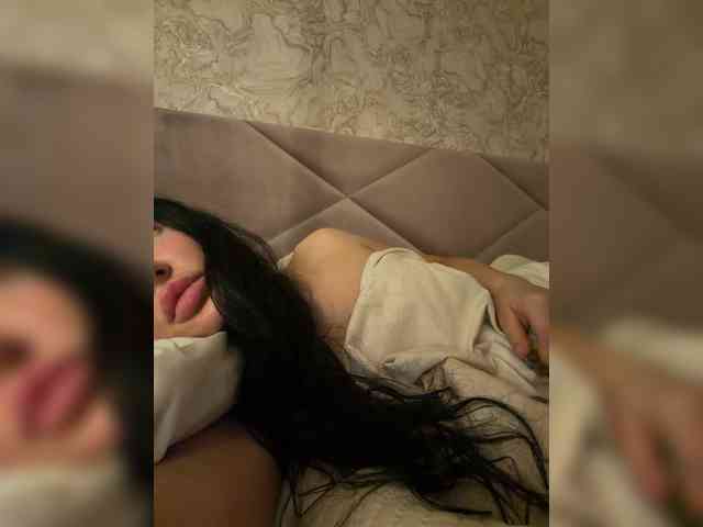 Ekaterina2221 webcam