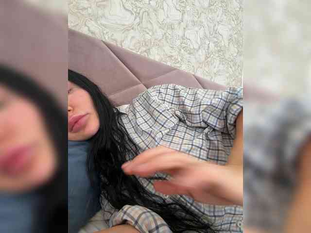 Ekaterina2221 webcam