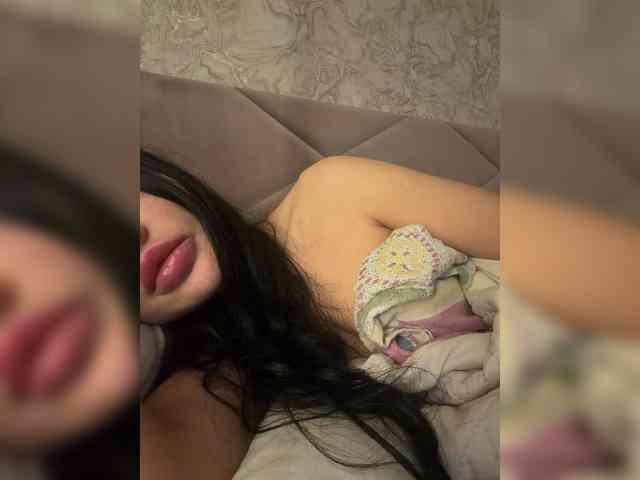 Ekaterina2221 webcam