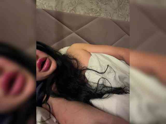 Ekaterina2221 webcam