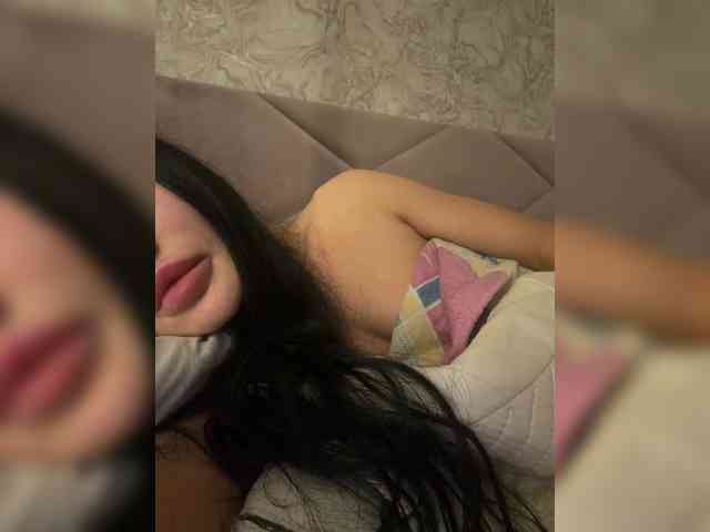 Ekaterina2221 webcam