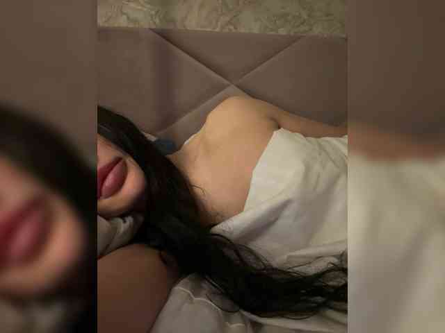 Ekaterina2221 webcam