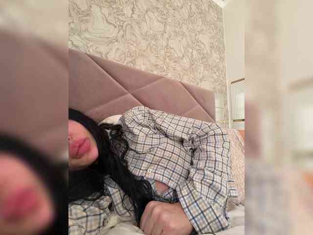 Ekaterina2221 webcam