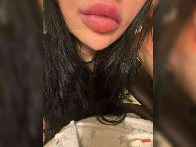 Ekaterina2221 webcam
