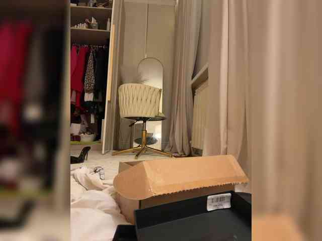 Ekaterina2221 webcam