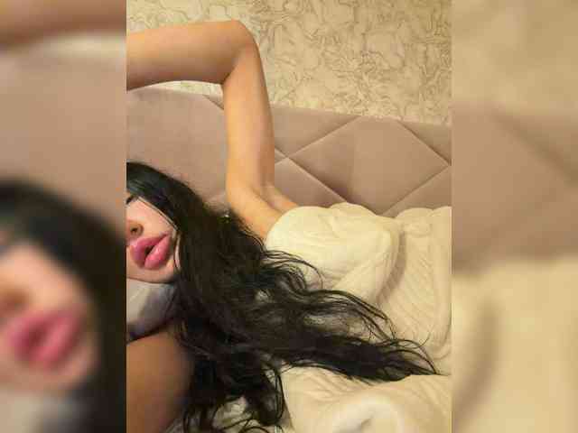 Ekaterina2221 webcam
