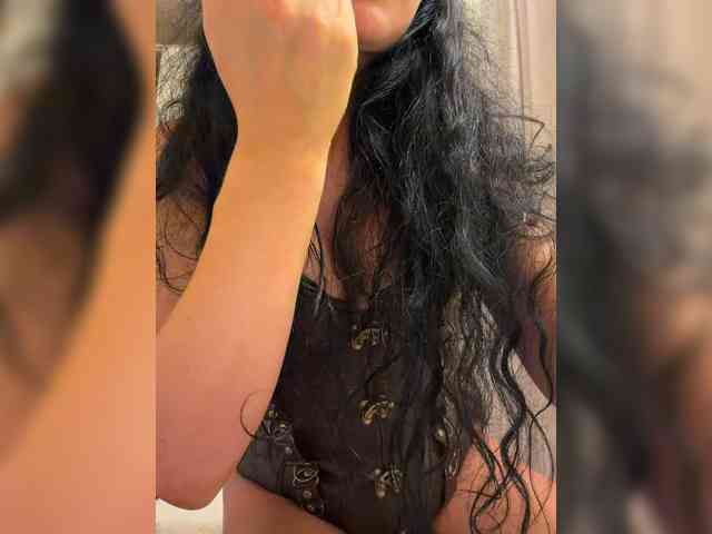 Ekaterina2221 webcam