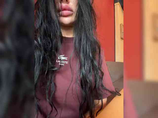 Ekaterina2221 webcam