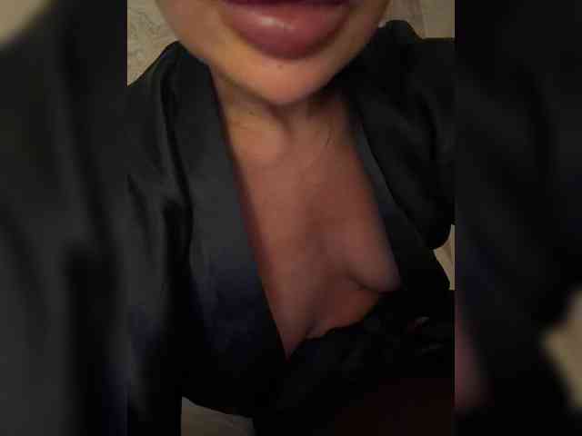 Ekaterina2221 webcam