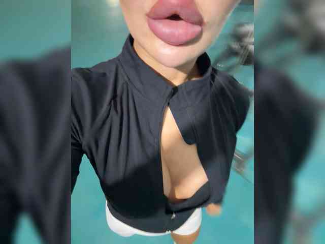 Ekaterina2221 webcam