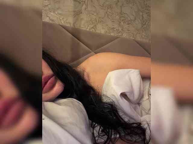 Ekaterina2221 webcam