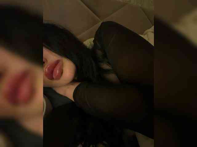 Ekaterina2221 webcam