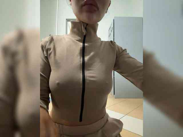 Ekaterina2221 webcam