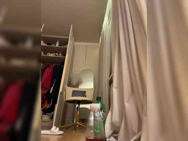 Ekaterina2221 webcam