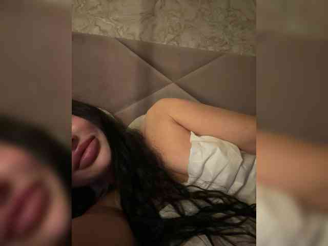 Ekaterina2221 webcam