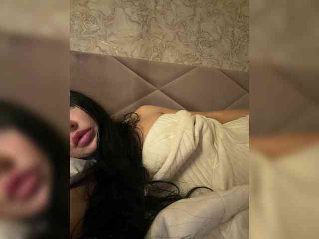 Ekaterina2221 webcam