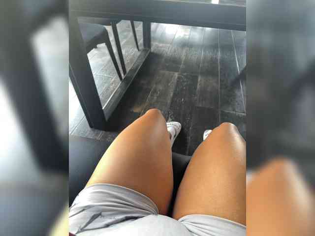 Ekaterina2221 webcam