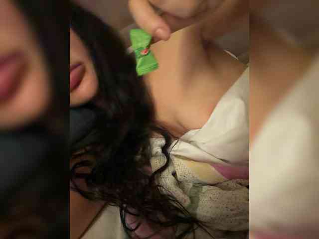 Ekaterina2221 webcam