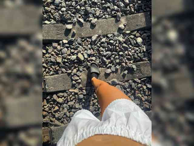 Ekaterina2221 webcam