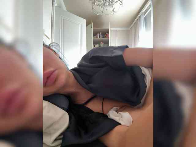 Ekaterina2221 webcam