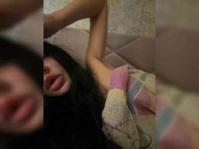 Ekaterina2221 webcam