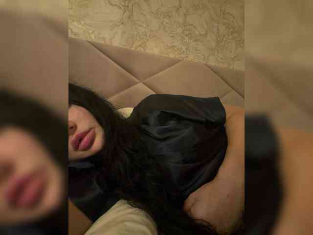 Ekaterina2221 webcam