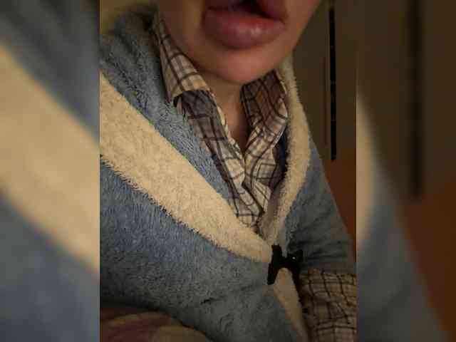 Ekaterina2221 webcam