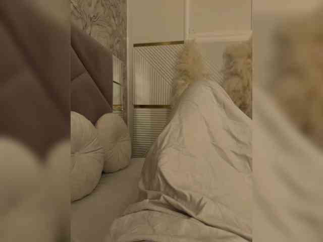 Ekaterina2221 webcam