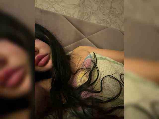 Ekaterina2221 webcam