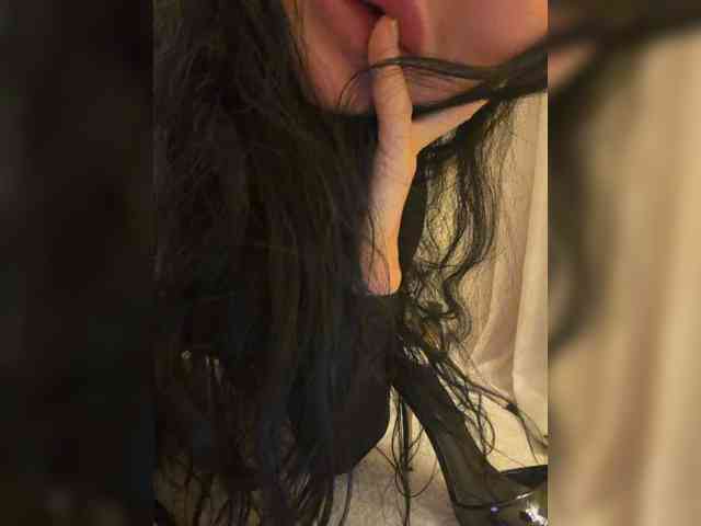 Ekaterina2221 webcam