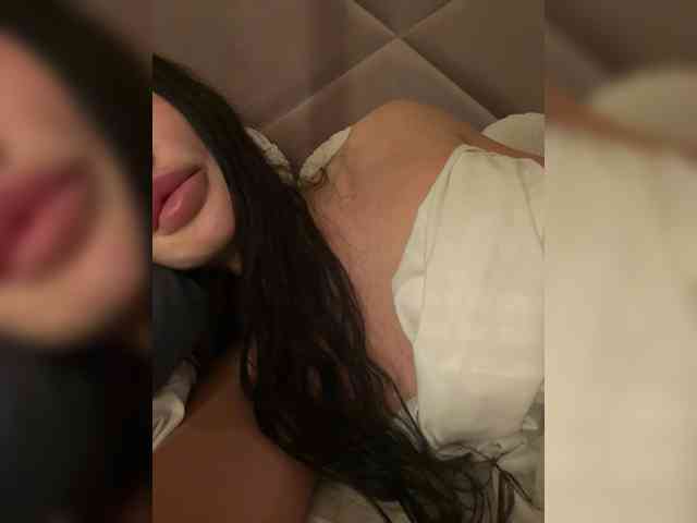 Ekaterina2221 webcam