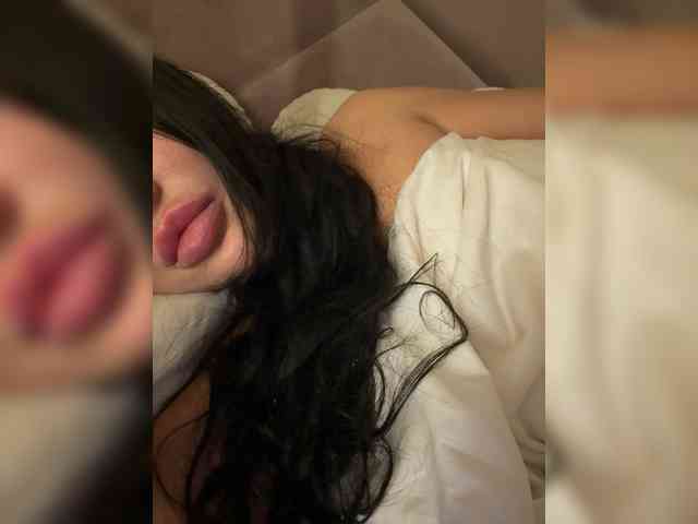 Ekaterina2221 webcam