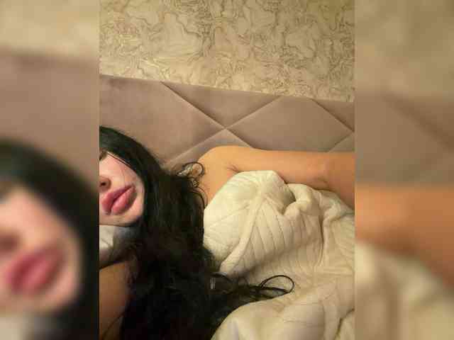 Ekaterina2221 webcam