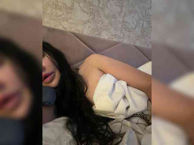 Ekaterina2221 webcam