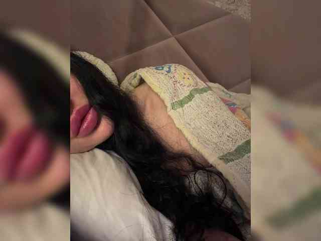 Ekaterina2221 webcam