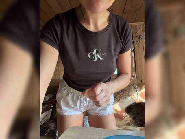 Ekaterina2221 webcam