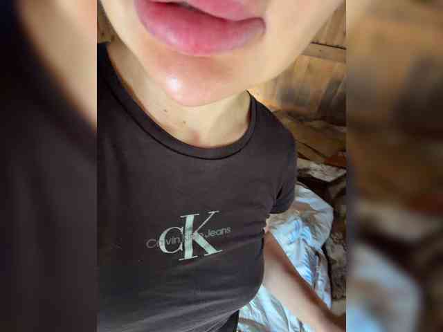 Ekaterina2221 webcam