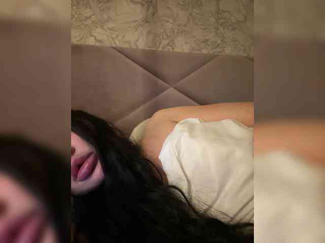 Ekaterina2221 webcam