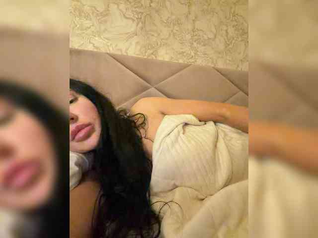 Ekaterina2221 webcam