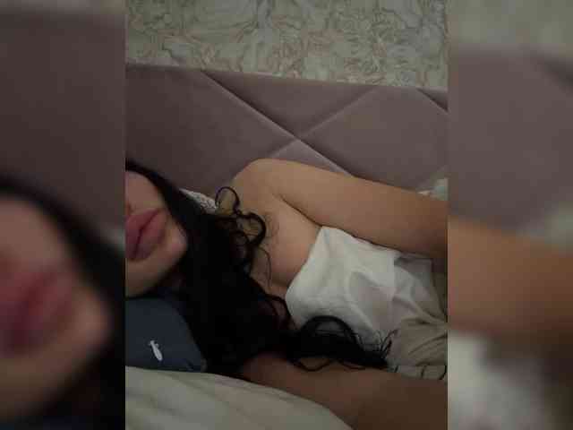 Ekaterina2221 webcam