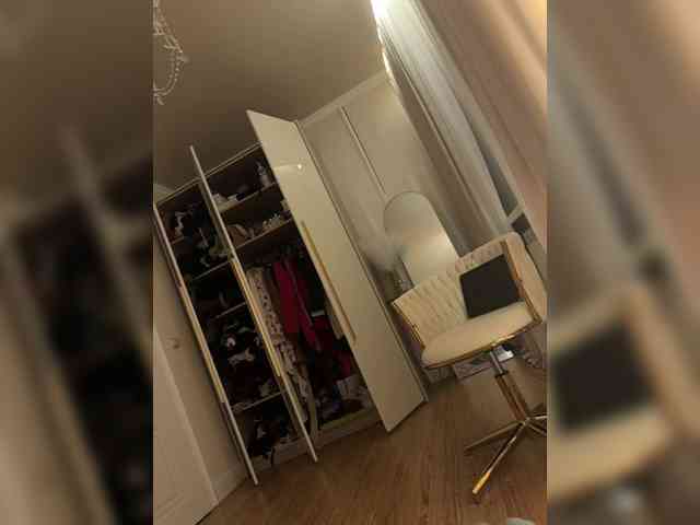 Ekaterina2221 webcam