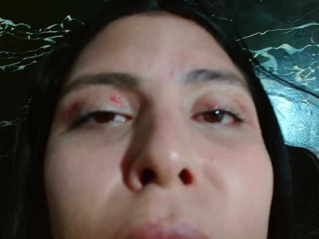 Natural-boobs live cam on BongaCams