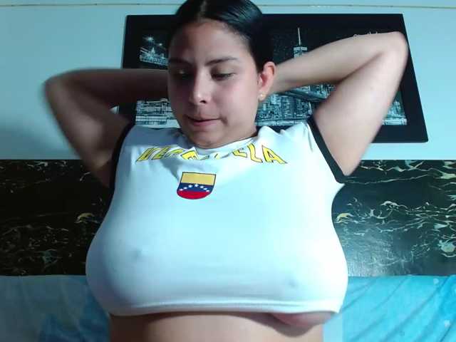 Natural-boobs live cam on BongaCams