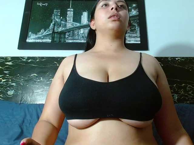 Natural-boobs live cam on BongaCams