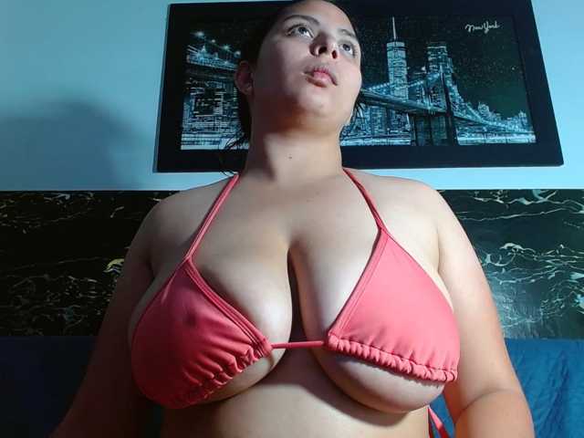 Natural-boobs live cam on BongaCams